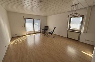 Wohnung kaufen in 94036 Heining, 2 Zimmer-Wohnung mit Südbalkon und zusätzlicher separater Küche in Passau Neustift Gartenstraße