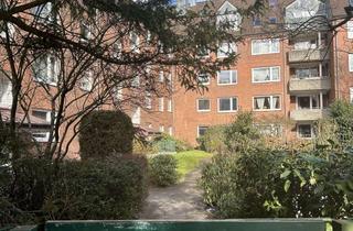 Wohnung kaufen in 22459 Schnelsen, 4,5-Zimmer-Maisonette-Wohnung mit Tiefgarage und EBK in Hamburg Schnelsen