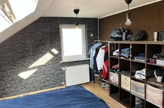 Wohnung mieten in Hans-Gebhardt-Straße 31, 97280 Remlingen, Ansprechende 3,5-Zimmer-DG-Wohnung mit Einbauküche,Sauna, Whirlpool und Dachterasse