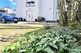 Anlageobjekt in 16540 Hohen Neuendorf, Zweifamilienhaus - Kapitalanlage mit zwei vermieteten Wohneinheiten