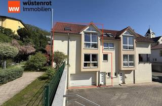 Doppelhaushälfte kaufen in 69493 Hirschberg, Kleine Doppelhaushälfte mit 3 Zimmern, eigenem Garten und zwei Garagenplätzen.