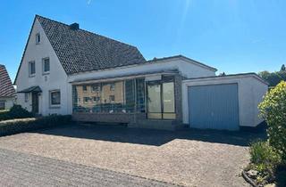 Haus kaufen in 32257 Bünde, Bünde - Großes 1-2 Famielienhaus mit Ausbaureserve in Bünde-Hunnebrock