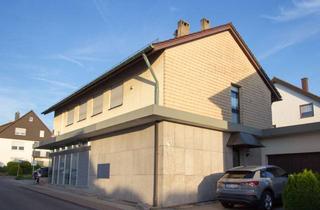 Wohnung kaufen in Turnstr 15, 75331 Engelsbrand, Schöne 3,5-Zimmer-Wohnung mit Balkon, Garten und Garage in Grunbach (Engelsbrand)