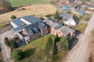 Haus kaufen in 24376 Hasselberg, Vielseitig nutzbare Wohnanlage mit Baurecht für 6 weitere EFH oder DHH nahe Kappeln a,.d. Schlei