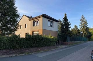 Haus kaufen in 38368 Mariental, freistehendes Zweifamilienhaus mit Anbau
