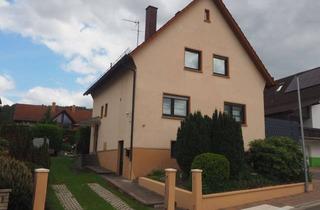 Einfamilienhaus kaufen in 66957 Eppenbrunn, FREISTEHENDES EINFAMILIENHAUS MIT GARTEN UND GARAGE