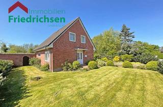 Haus kaufen in 25924 Klanxbüll, Gepflegtes Wohnhaus mit Garage auf großem Grundstück
