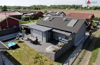 Villa kaufen in Am Kinzigsee, 63505 Langenselbold, Design trifft See: Exklusive Mini-Villa mit Wellness & Pool am Kinzigsee (Pacht 20 Jahre)