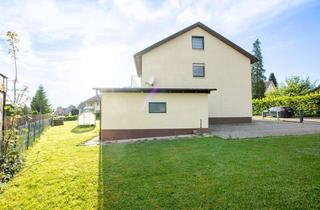 Haus kaufen in 75331 Engelsbrand, NEU: Renovierungsbedürftiges Zweifamilienhaus mit tollem Garten (2x 4 Zimmer Wohnungen)
