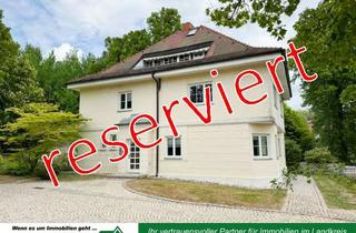 Villa kaufen in 95666 Mitterteich, Stilvolle Villa mit Pool und weitläufigem Garten
