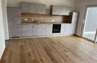 Wohnung mieten in Kalkofenstraße 20b, 86932 Pürgen, Erstbezug mit Terrasse und EBK: Stilvolle 2-Raum-Erdgeschosswohnung mit geh. Innenausstattung