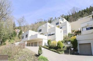Anlageobjekt in 75378 Bad Liebenzell, Unverwechselbare Aussicht: Schöne Terrassenwohnung mit Panoramablick