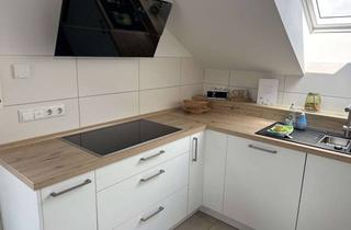Wohnung mieten in Lindauer Weg 10, 88690 Uhldingen-Mühlhofen, Geschmackvolle 3-Raum-Dachgeschosswohnung mit Einbauküche in Uhldingen-Mühlhofen