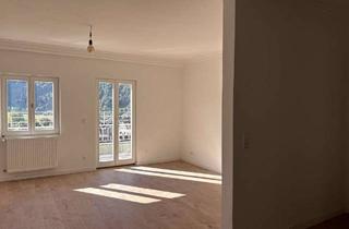 Wohnung mieten in 69239 Neckarsteinach, Exklusive Mietwohnung in kernsanierter Jugendstilvilla mit Neckarblick und Wintergarten