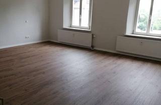Wohnung mieten in Eggenfeldener Str. 17, 94424 Arnstorf, Großzügige und gemütliche 4-Zimmer Altbauwohnung