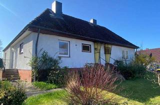 Haus kaufen in 23627 Groß Grönau, Ein- bis Zweifamilienhaus mit Gestaltungspotenzial