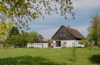 Einfamilienhaus kaufen in Zum Tempel, 19246 Zarrentin, Ferienhaus oder Familienidyll – Einfamilienhaus mit großem Garten, nur wenige Schritte zum See!