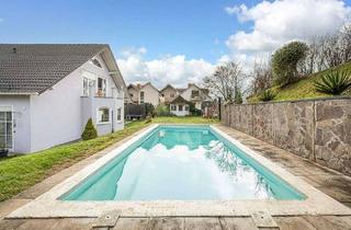 Villa kaufen in 63864 Glattbach, Viel Platz zum Leben und Wohlfühlen – Villa mit Einliegerhaus und Pool bei Aschaffenburg