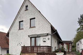 Einfamilienhaus kaufen in 37170 Uslar, * Gierswalde * Freistehendes Einfamilienhaus auf ca. 1182 m² Grundstück * Wfl. ca. 140 m² * Garage *