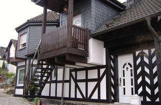 Wohnung mieten in Unter Der Nümmert, 58849 Herscheid, Ansprechende und gepflegte 3-Raum-EG-Wohnung mit geh. Innenausstattung mit Balkon und EBK