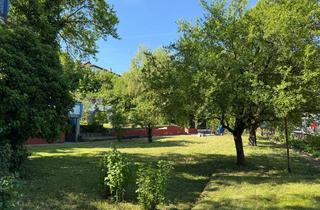 Grundstück zu kaufen in 97204 Höchberg, Einfamilien,- oder Doppelhaus- 1111 m2 großes Baugrundstück mit Bestandshaus