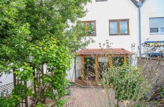 Reihenhaus kaufen in 90579 Langenzenn, Langenzenn - Reihenhaus Familienglück - Wohnen in ruhiger Lage von Langenzenn