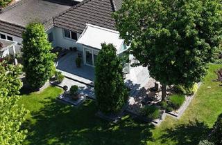 Einfamilienhaus kaufen in 49624 Löningen, Löningen - ZEITLOS & EDEL | Exklusiver Bungalow in TOP-LAGE von LÖNINGEN
