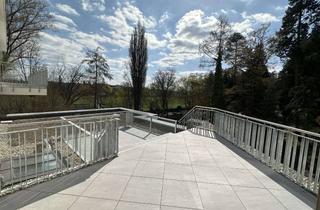 Wohnung kaufen in 90768 Dambach, Exklusive Dachterrassenwohnung mit Panoramablick direkt am Naturschutzgebiet in Fürth-Dambach