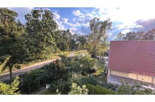 Wohnung kaufen in 14532 Stahnsdorf, Stahnsdorf - Sonnige 3 Zimmer-Dachgeschosswohnung mit Balkon und PKW-Stellplatz