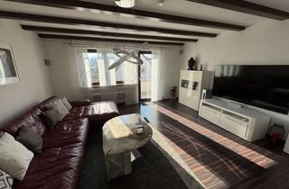 Wohnung mieten in 75428 Illingen, SEHR GEPFLEGTE UND HELLE 2,5-ZIMMER-WOHUNG MIT BALKON UND CARPORT IN GEFRAGTER WOHNLAGE VON ILLINGEN