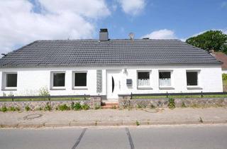 Einfamilienhaus kaufen in 24361 Klein Wittensee, Wohnen in einer Ebene: Einfamilienhaus in Klein-Wittensee