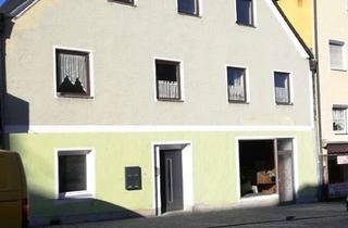 Mehrfamilienhaus kaufen in 94474 Vilshofen, Mehrfamilienhaus mit Gewerbe und Entwicklungschance – perfekt für Kapitalanleger & Mehrgenerationen!