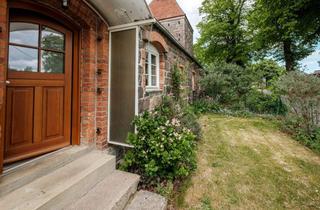 Haus kaufen in 23936 Roggenstorf, Leben im Speckturm – Historie trifft Familienkomfort
