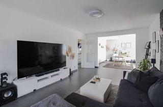 Anlageobjekt in 71394 Kernen, Stilvoll wohnen - kernsanierte 4-Zimmer-Wohnung mit Balkon und TG-Stellplatz in Rommelshausen