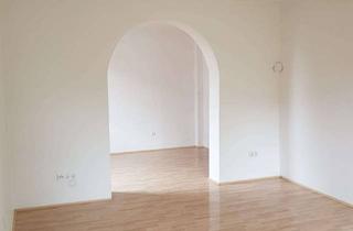 Wohnung mieten in Rausingerstrasse 85, 59439 Holzwickede, Günstige, geräumige und gepflegte 4-Zimmer-Altbauwohnung mit Balkon in Holzwickede