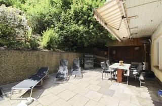 Anlageobjekt in 73728 Esslingen, Ruhig, grün und zentral: Einfamilienhaus mit Terrasse,Anbau und einzigartigem Potenzial
