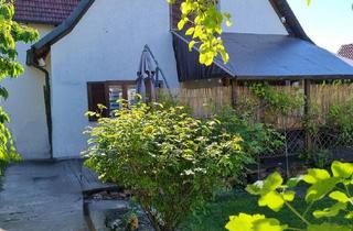 Einfamilienhaus kaufen in 85117 Eitensheim, Charmantes Einfamilienhaus mit großem Garten und Nebengebäude