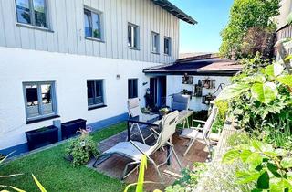Einfamilienhaus kaufen in 83104 Tuntenhausen, Ländlich wohnen, Stadtnah leben - Saniertes Reiheneckhaus