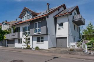 Haus kaufen in 89275 Elchingen, Lichtdurchflutetes Zweifamilienhaus mit Solarenergie in Oberelchingen