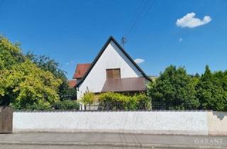 Einfamilienhaus kaufen in 85117 Eitensheim, Charmantes Einfamilienhaus mit großem Garten und Nebengebäude