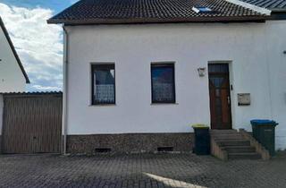 Einfamilienhaus kaufen in 66806 Ensdorf, Ensdorf - EFH einseitig angebaut in Sackgasse ohne Makler