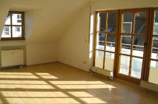 Wohnung kaufen in 91301 Forchheim, Forchheim - 2-Zimmer-Wohnung (68 m²) mit extra großen Garage