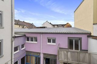 Wohnung kaufen in 76437 Rastatt, Lichtdurchflutete 3-Zimmer-Wohnung mit großzügiger Terrasse und privatem Treppenhaus