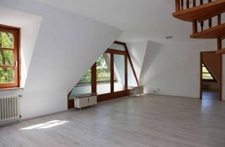 Wohnung kaufen in 22927 Großhansdorf, Charmante Dachgeschosswohnung in Großhansdorf