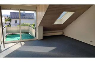 Wohnung kaufen in 78244 Gottmadingen, Exklusive, gepflegte 1,5-Zimmer-Dachgeschosswohnung mit Balkon und EBK in Gottmadingen