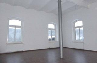 Wohnung mieten in Weimarische Str. 10, 07407 Rudolstadt, 4 Zi. Wohnung, Erdgeschoss ca. 134,12 m², 1 Duschbad, 1 Gäste WC, denkmalgeschützten MFH, Rudolstadt
