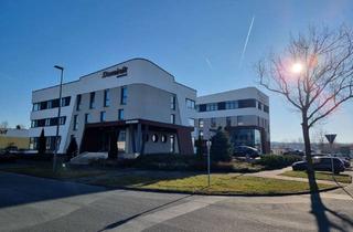 Gewerbeimmobilie kaufen in Sennefelder Straße 12c, 33100 Paderborn, Hotel und Apartmenthaus mit Büros und Wohnungen