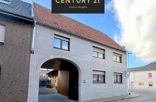 Bauernhaus kaufen in 41836 Hückelhoven, C21 - Kleiner Resthof mit einer großen Scheune und Garten – ideal für Handwerker!