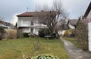 Doppelhaushälfte kaufen in Sankt-Florian-Straße 11, 85774 Unterföhring, Sanierungsbedürftige Doppelhaushälfte / Baugrundstück in Unterföhring
