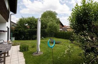 Haus kaufen in 82399 Raisting, Raisting: Zweifamilienhaus in ruhiger Lage
